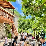 Neomalsore Agrotourism, Komani