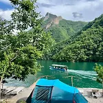 Neomalsore Agrotourism, Komani 게스트하우스 Koman