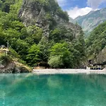 게스트하우스 Neomalsore Agrotourism, Komani Koman