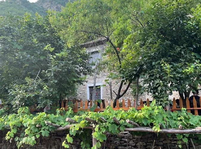 Hotell Neomalsore Agrotourism, Komani Koman
