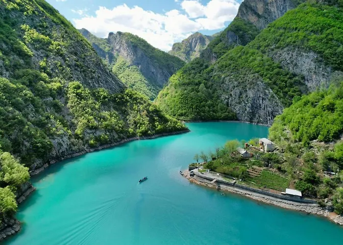 Neomalsore Agrotourism, Komani Hotell *