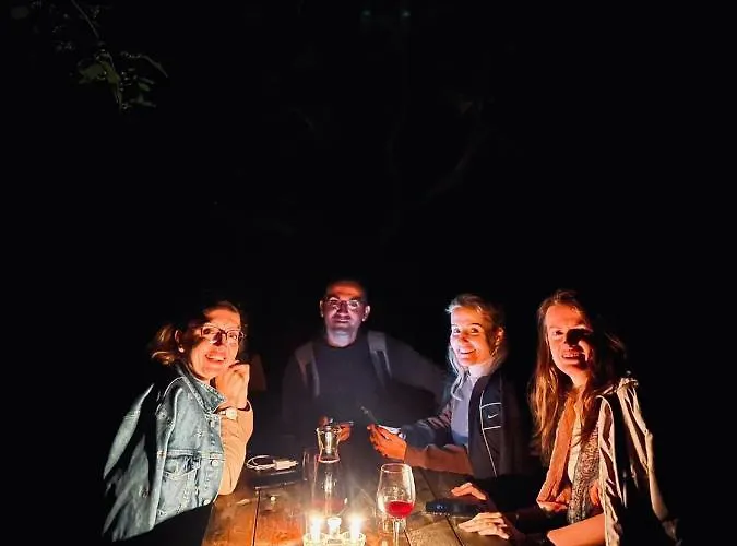 Neomalsore Agrotourism, Komani *
