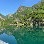 Neomalsore Agrotourism, Komani Koman