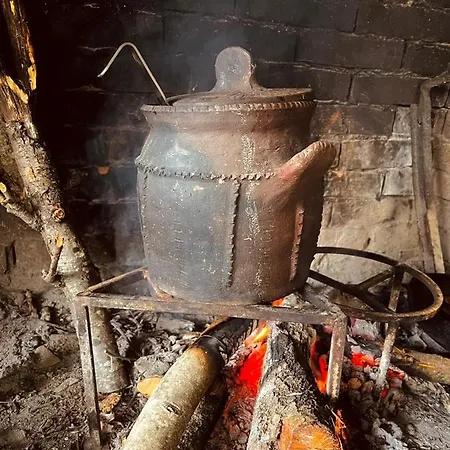 Neomalsore Agrotourism, Komani