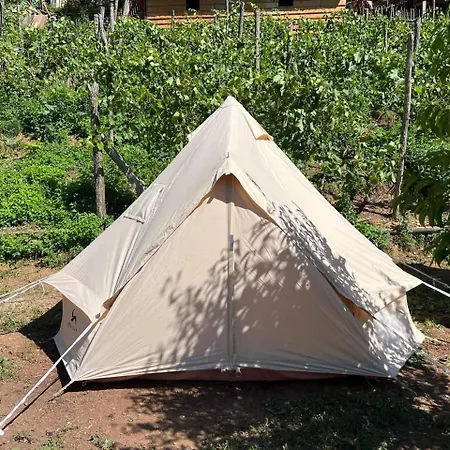 Neomalsore Agrotourism, Komani *