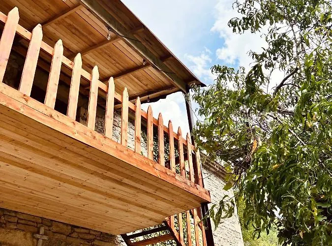 Neomalsore Agrotourism, Komani Hotel Koman