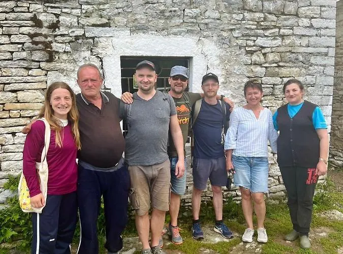 Neomalsore Agrotourism, Komani Hotel *