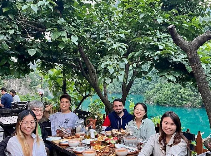 Neomalsore Agrotourism, Komani * Koman